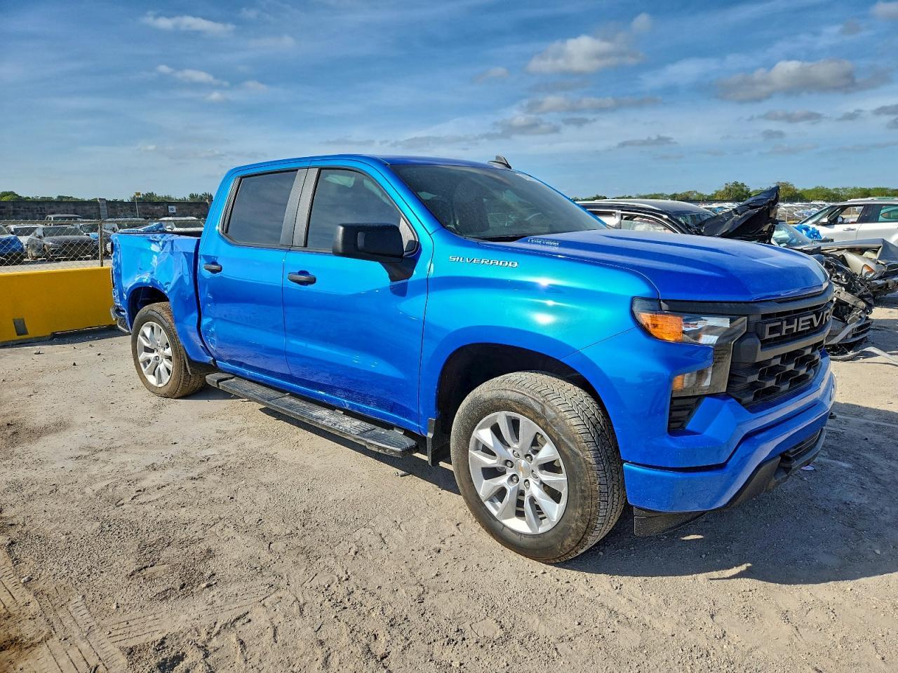 2025 Chevrolet Silverado C1500 Custom - Image 4