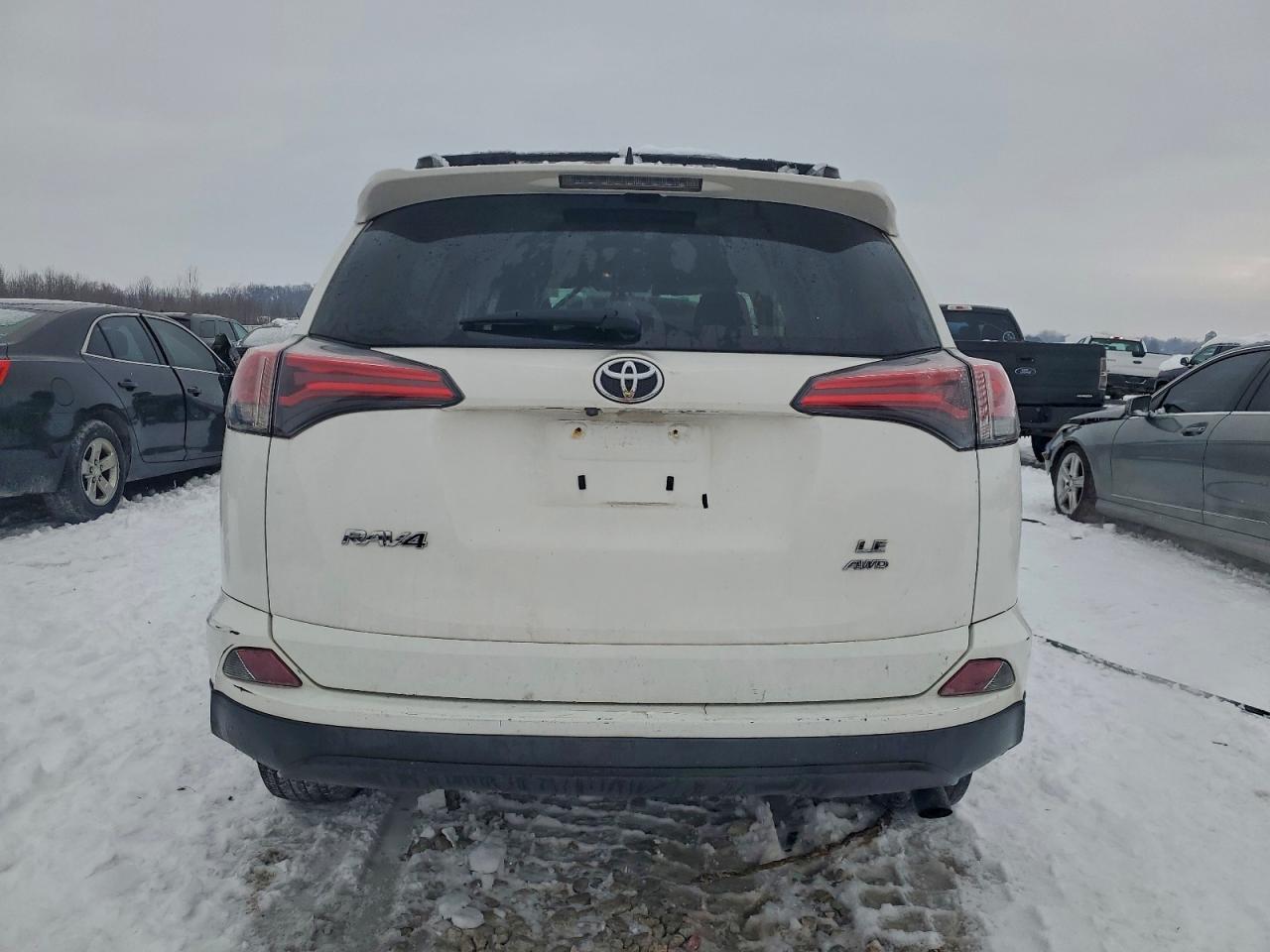 2016 Toyota Rav4 Le - Фото 6