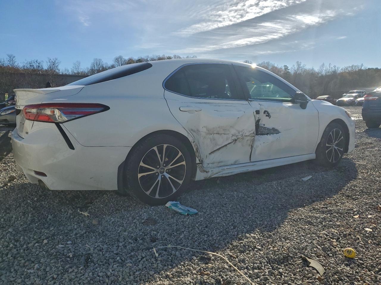 2018 Toyota Camry L - Фото 3