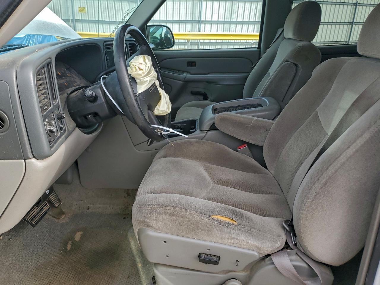 2004 GMC Yukon - Фото 7