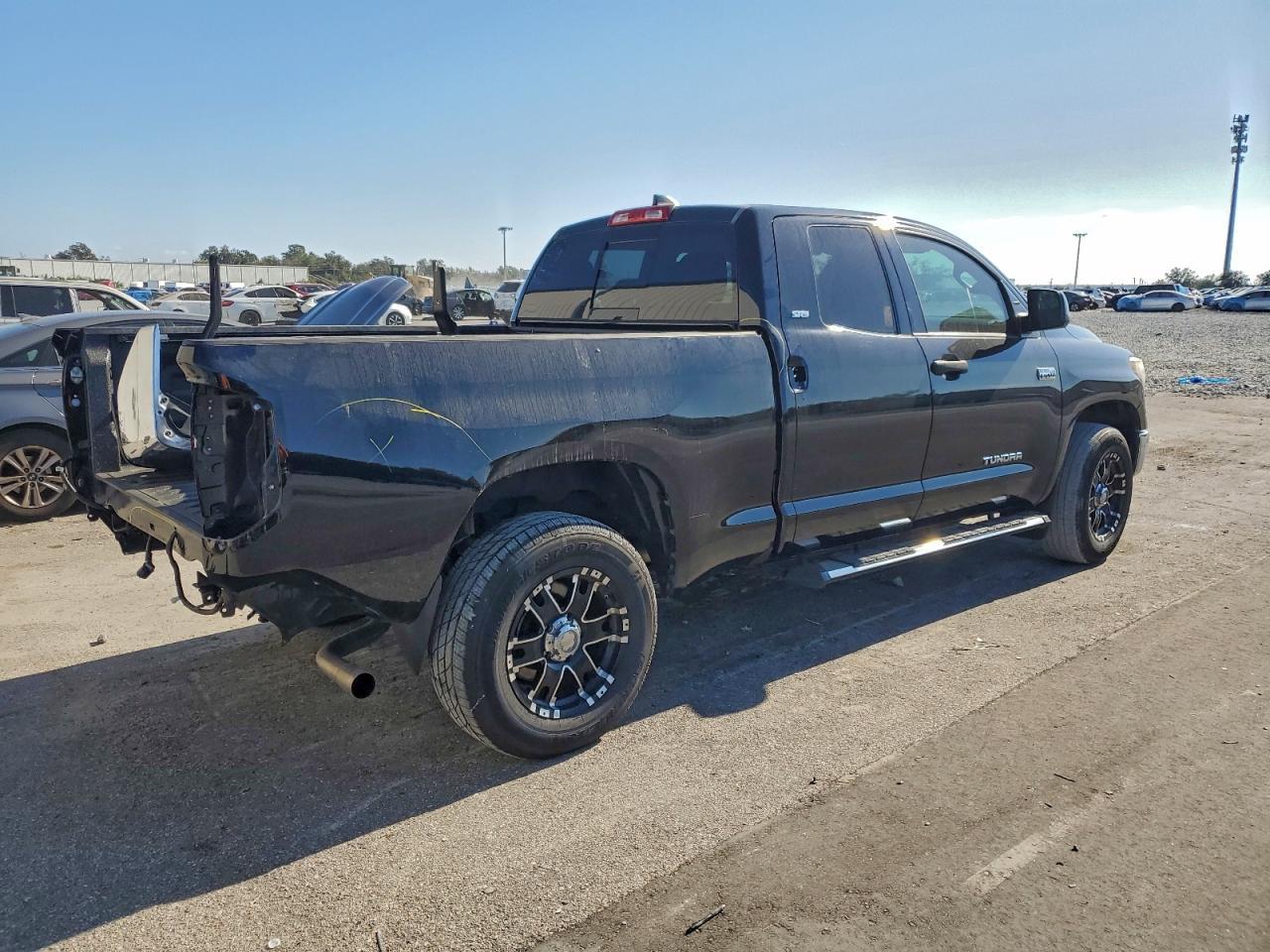 2020 Toyota Tundra Double Cab Sr - Фото 3