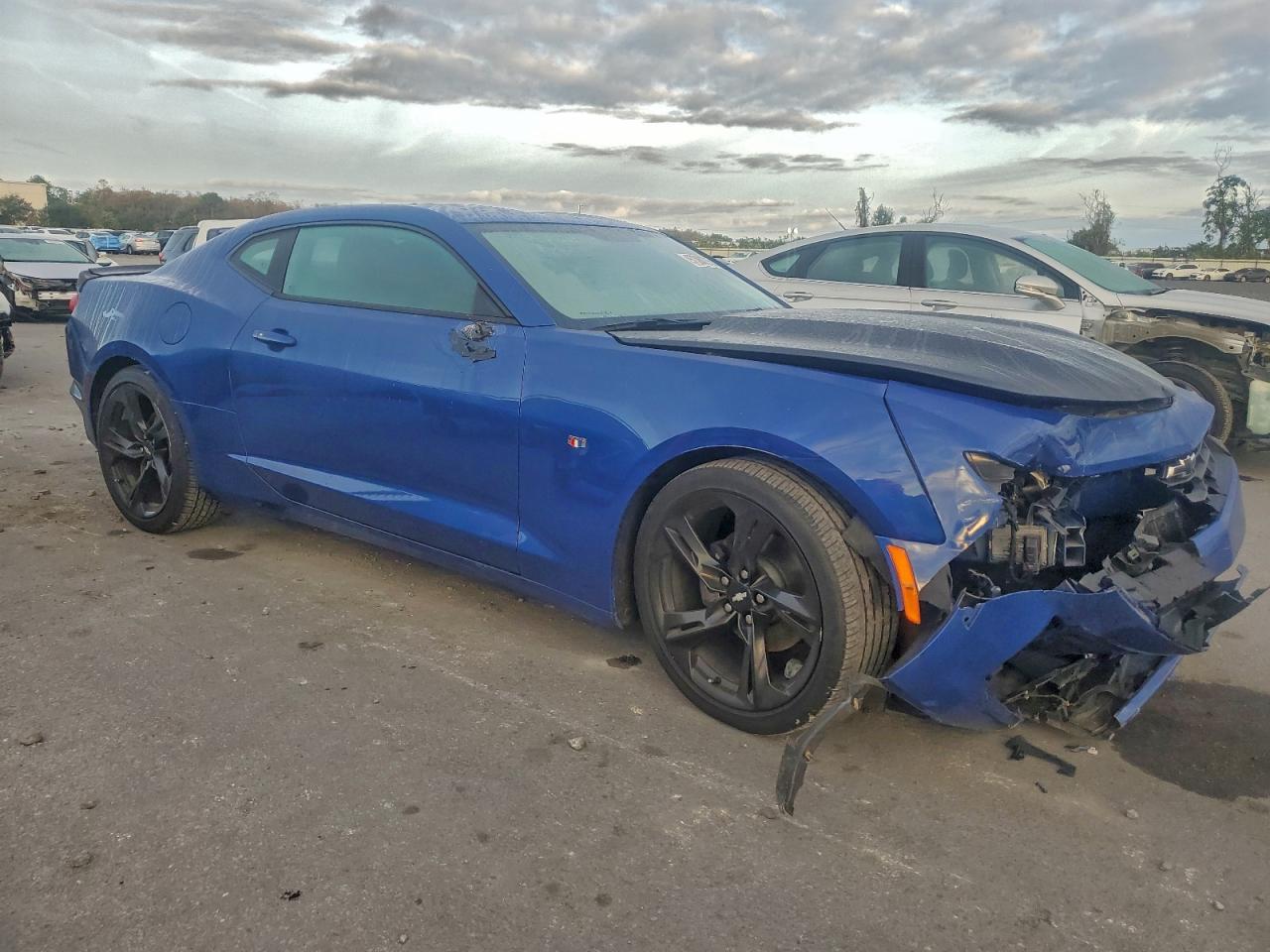 2019 Chevrolet Camaro Ls - Фото 4