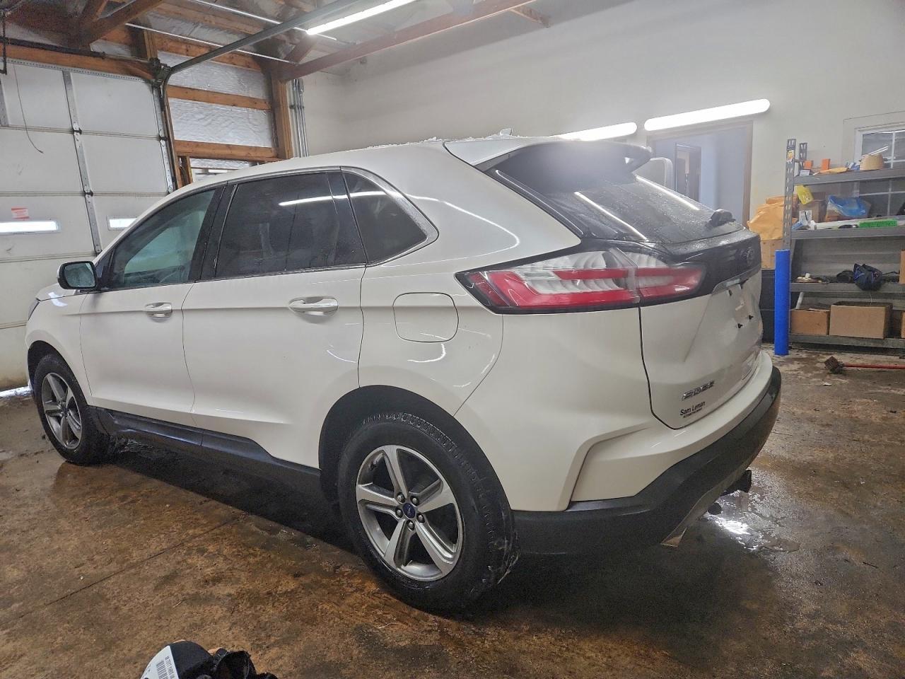 2019 Ford Edge Sel - Фото 2