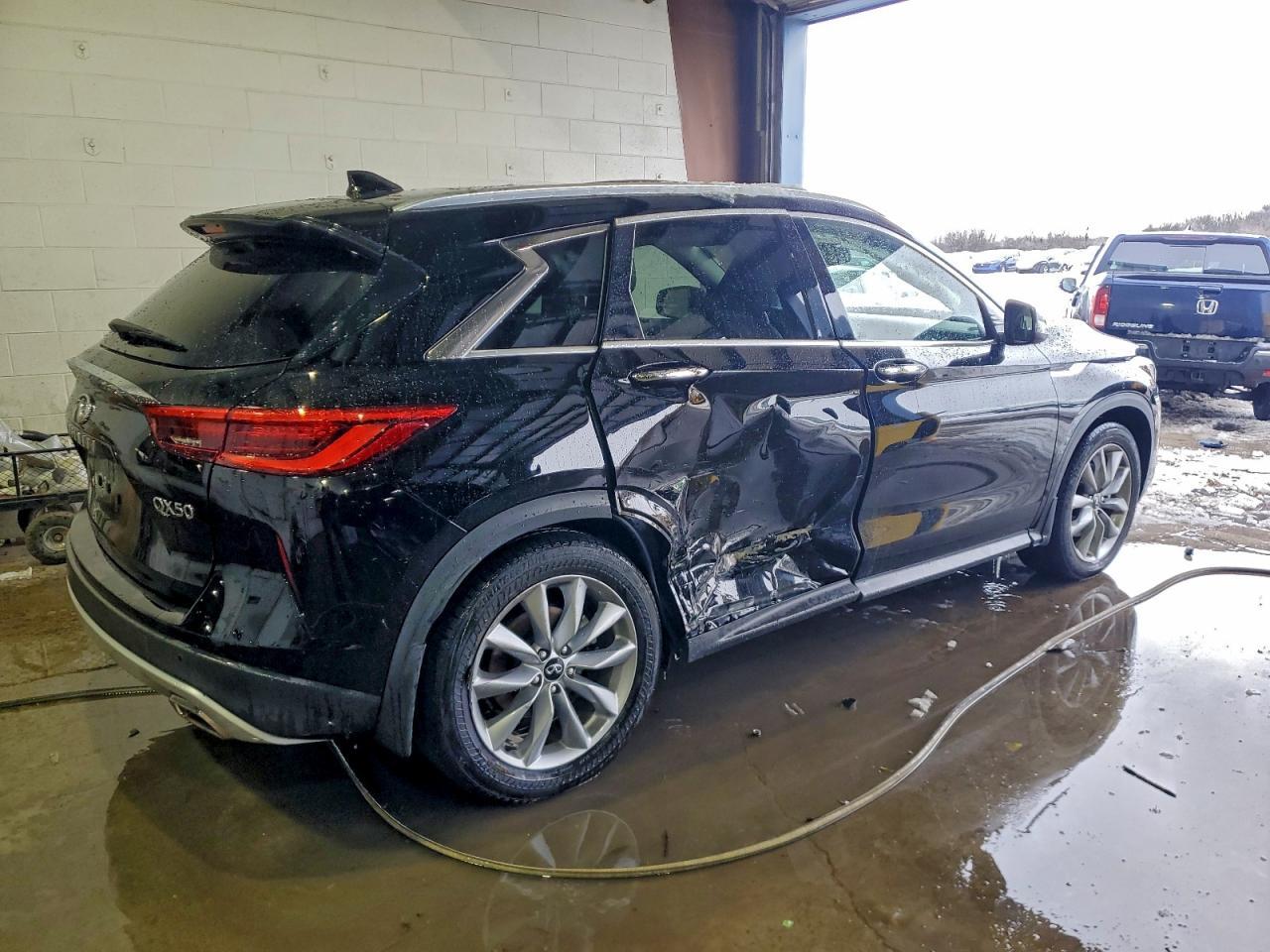 2021 Infiniti Qx50 Luxe - Фото 3