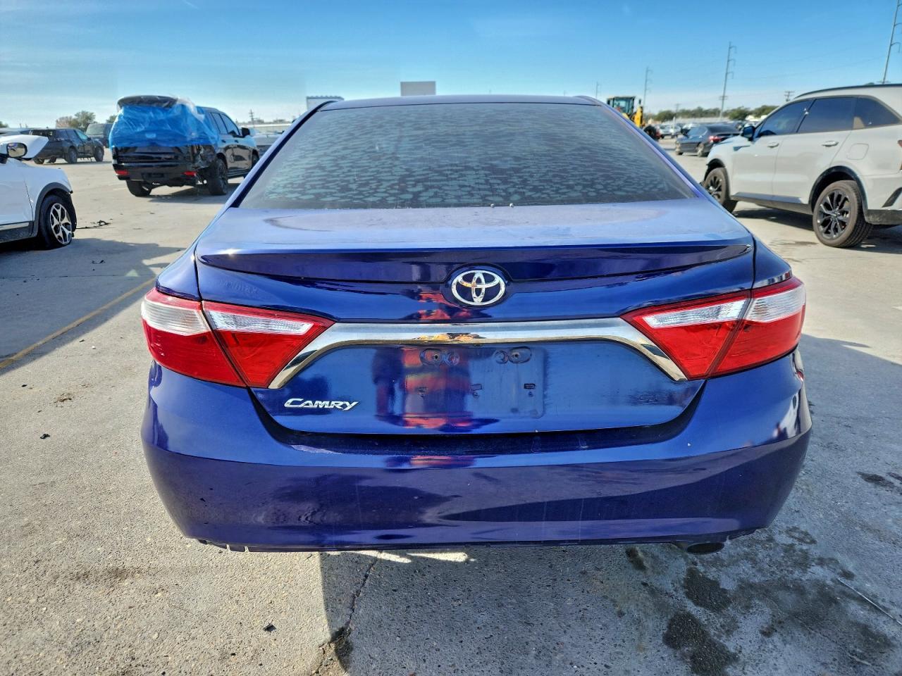 2016 Toyota Camry Le - Image 6