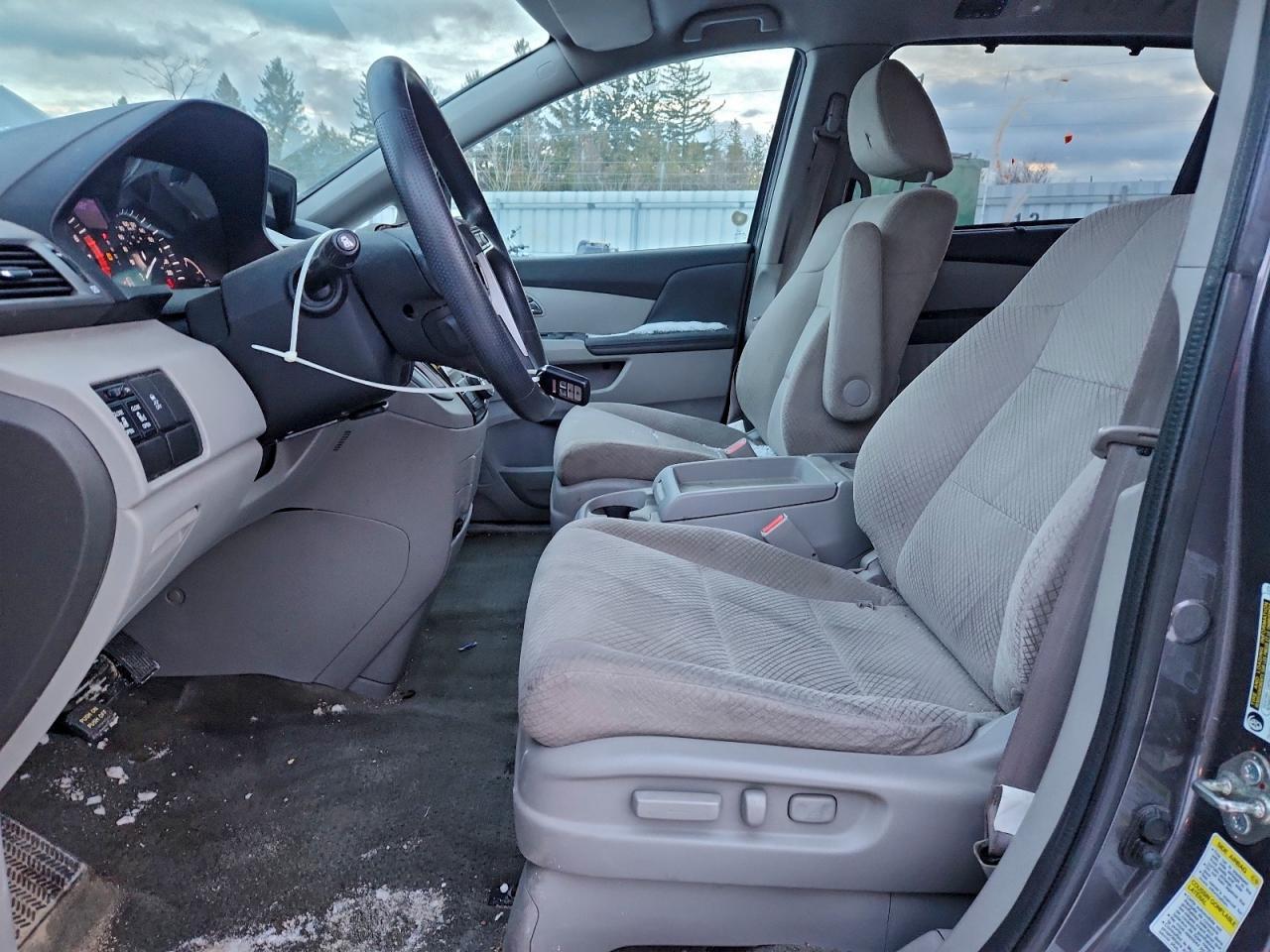 2015 Honda Odyssey Ex - Image 7