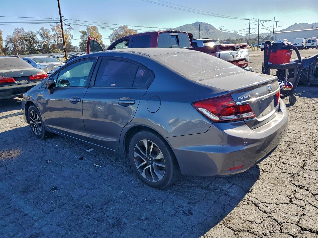 2015 Honda Civic Ex - Image 2