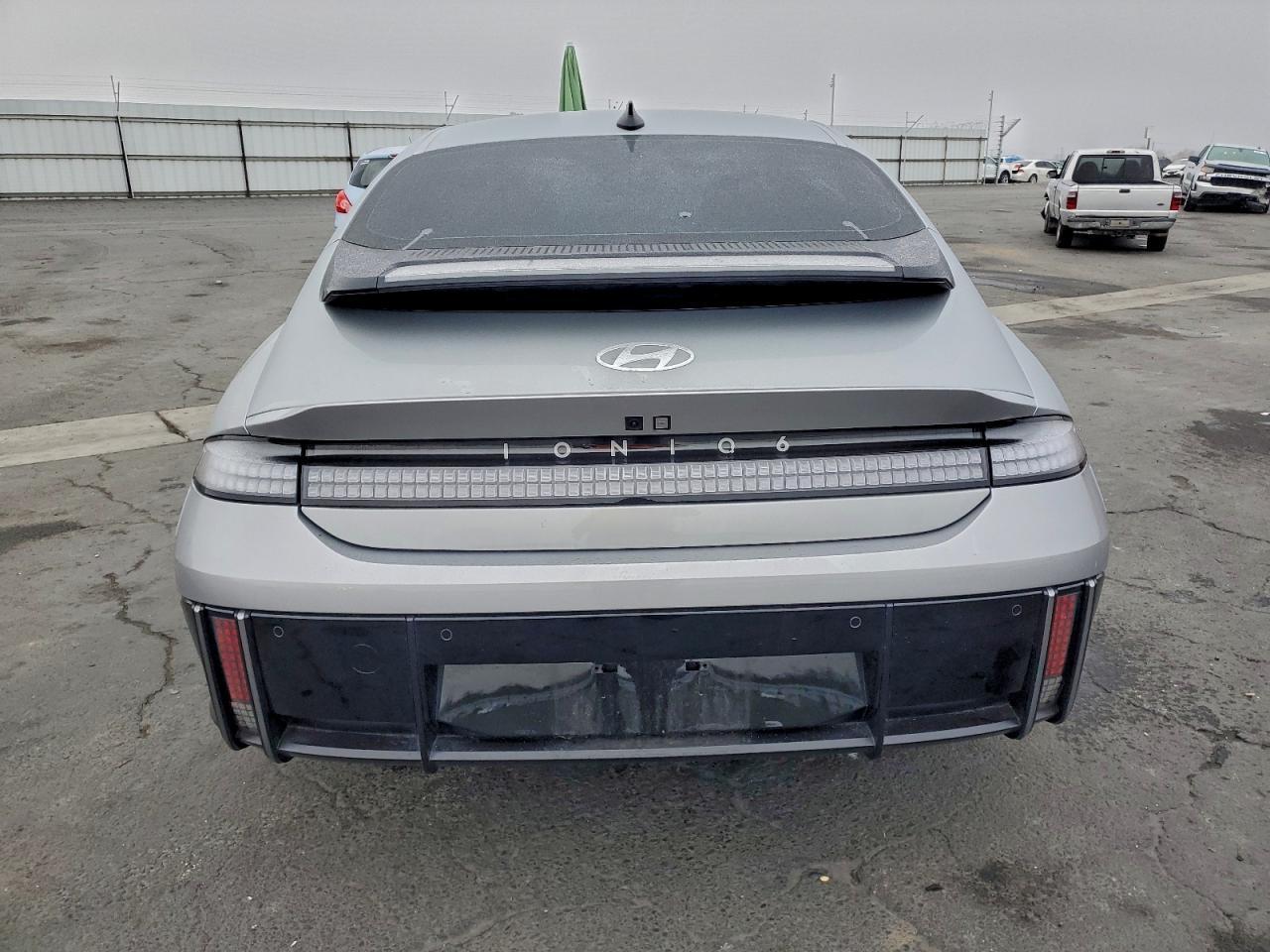2025 Hyundai Ioniq 6 Se Standard Range - Image 6