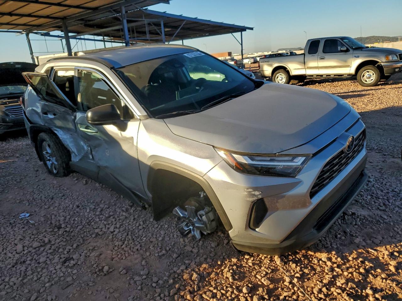 2024 Toyota Rav4 Le - Фото 4