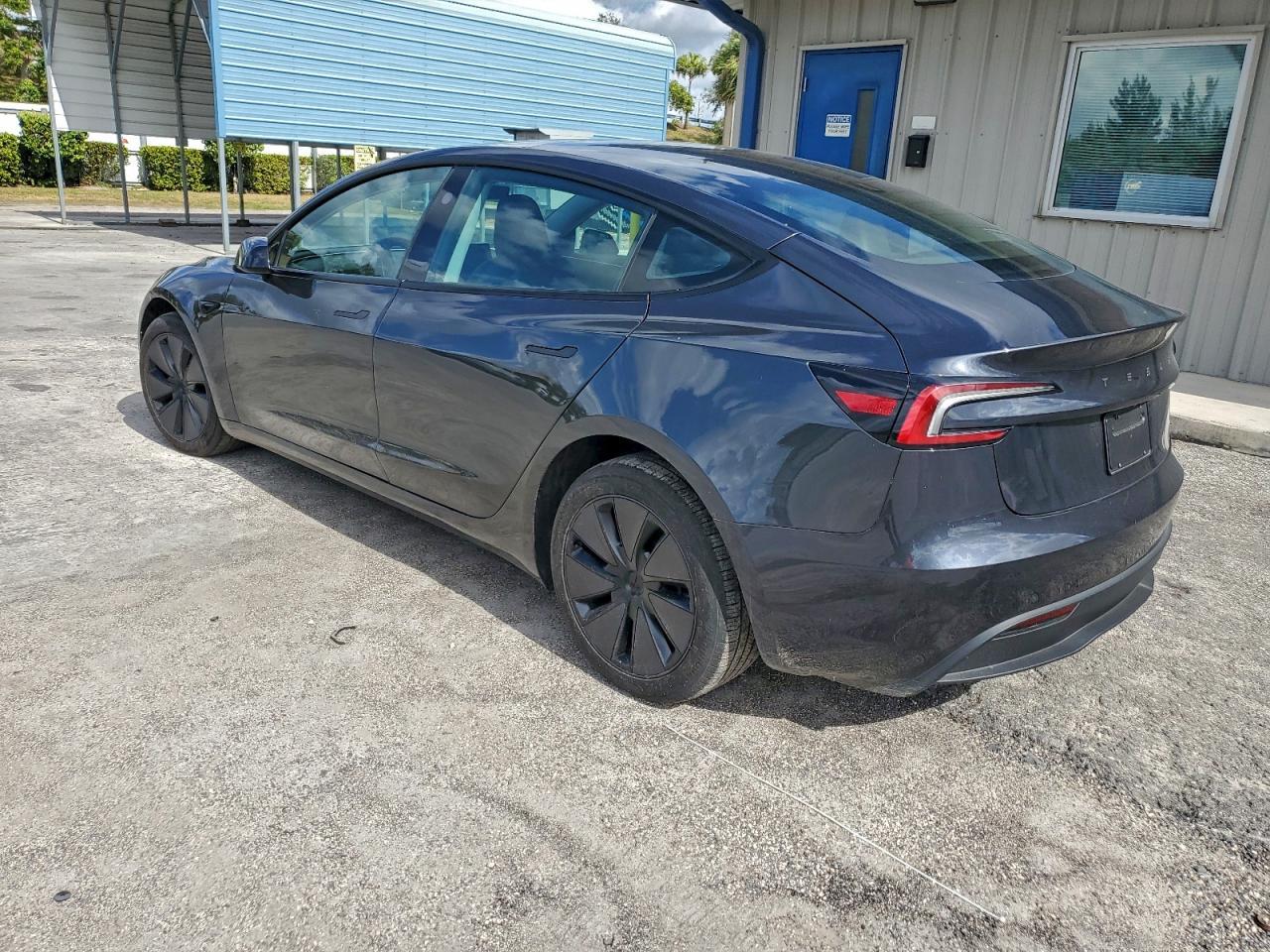 2024 Tesla Model 3 - Image 2