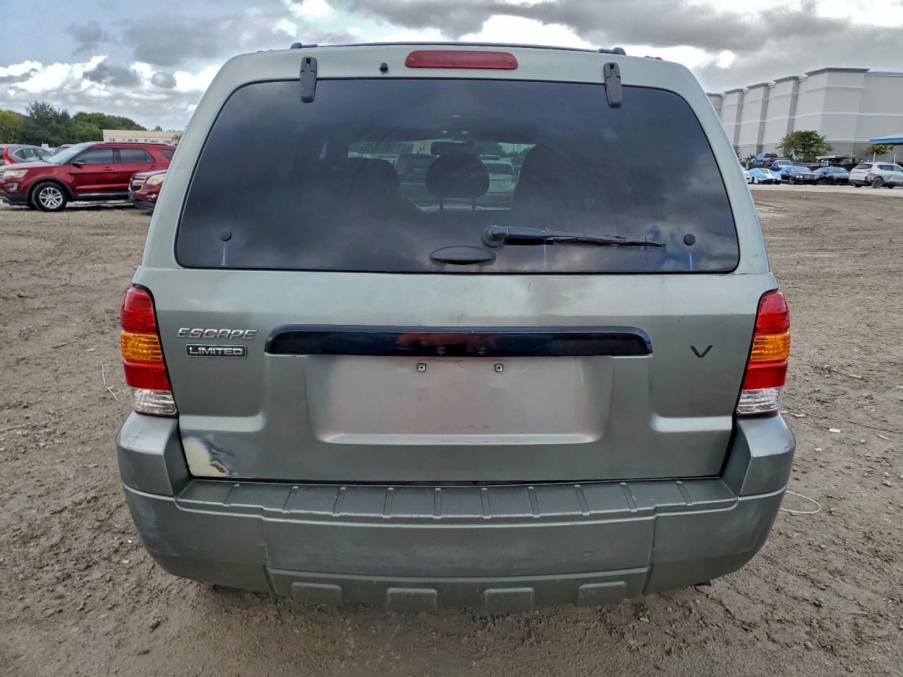 2006 Ford Escape Limited - Image 6