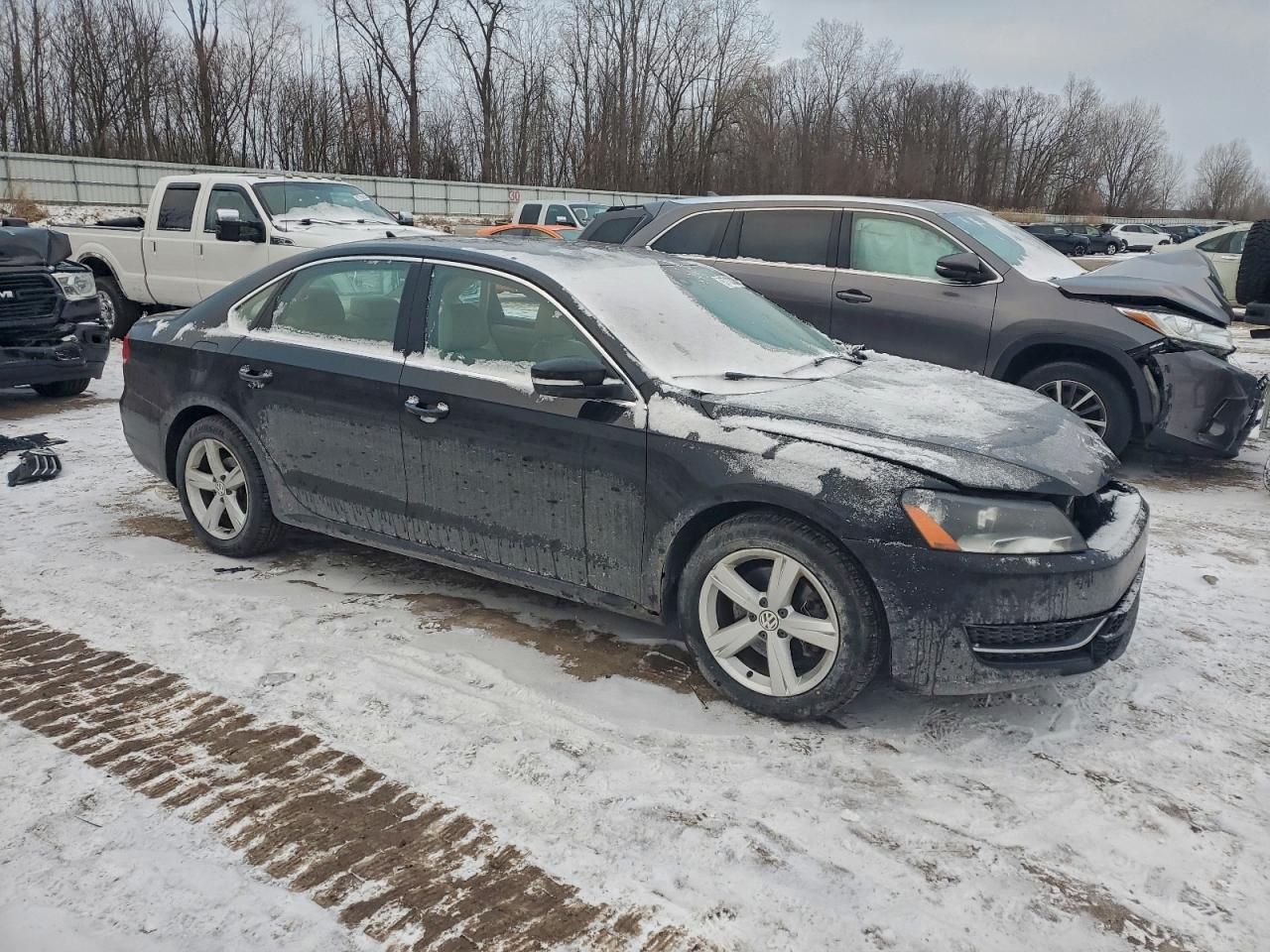 2013 Volkswagen Passat Se - Image 4