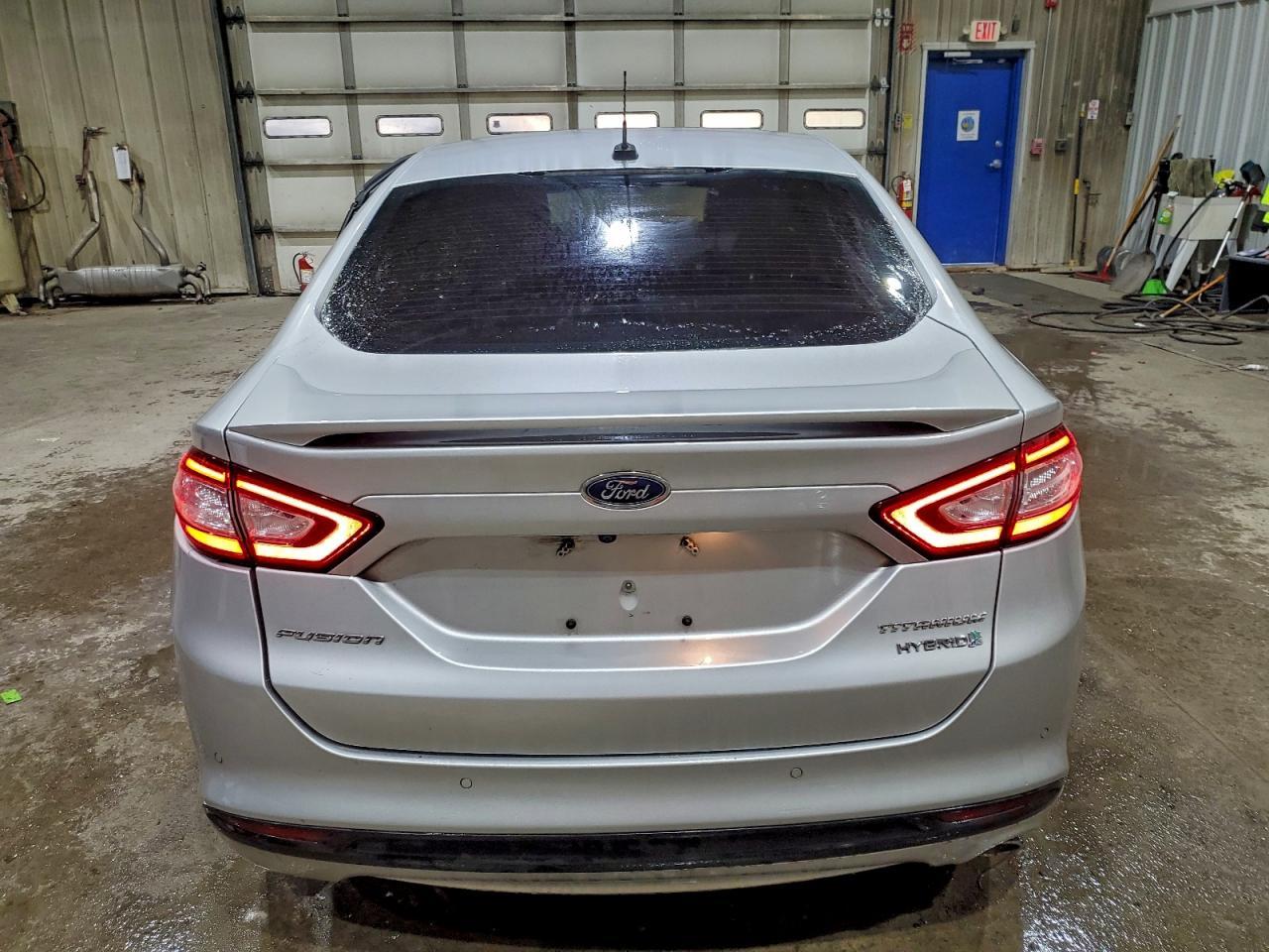 2016 Ford Fusion Titanium Hev - Image 6