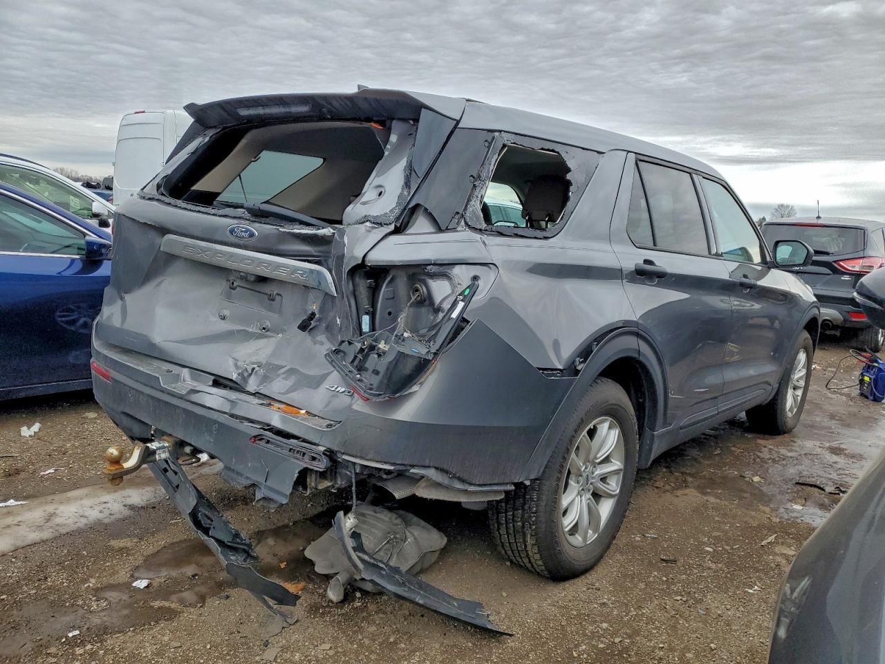 2021 Ford Explorer - Image 3