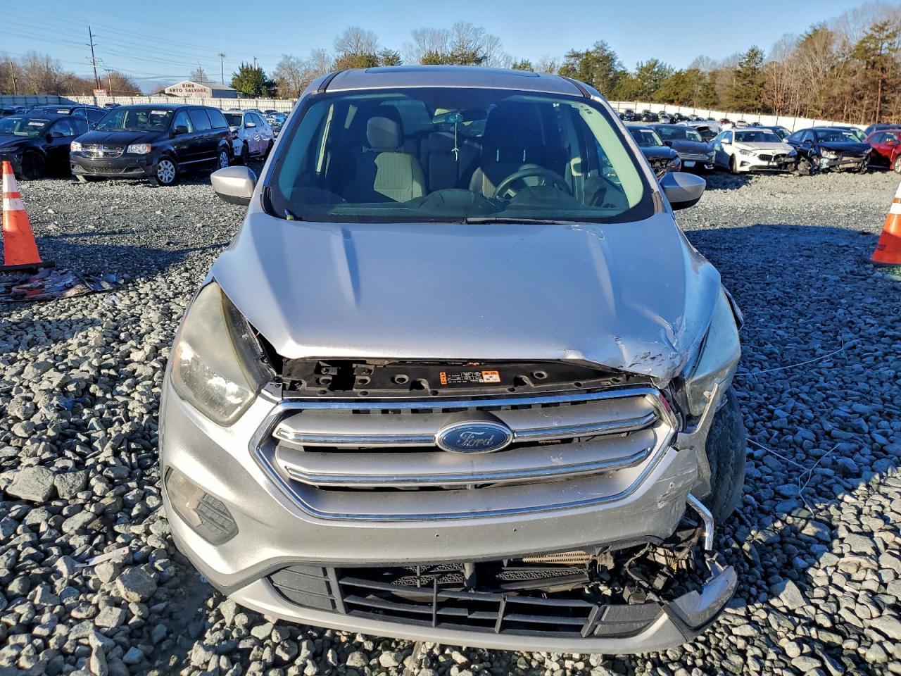 2017 Ford Escape Se - Фото 5