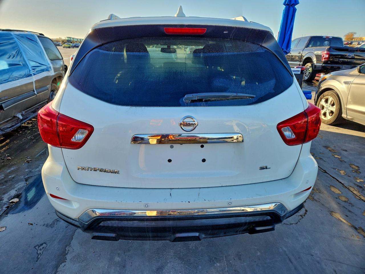 2019 Nissan Pathfinder S - Image 6