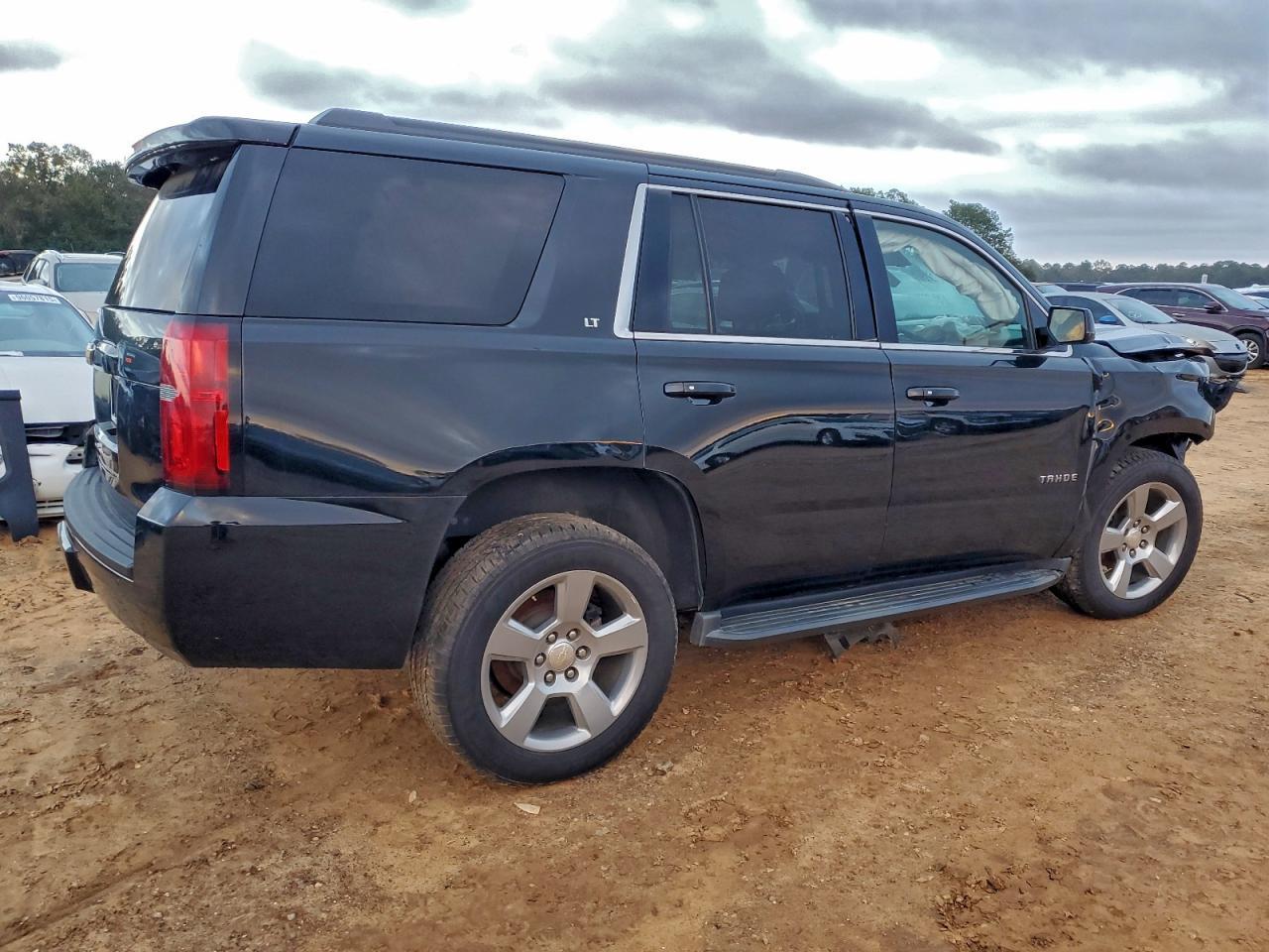 2019 Chevrolet Tahoe C1500 Lt - Image 3