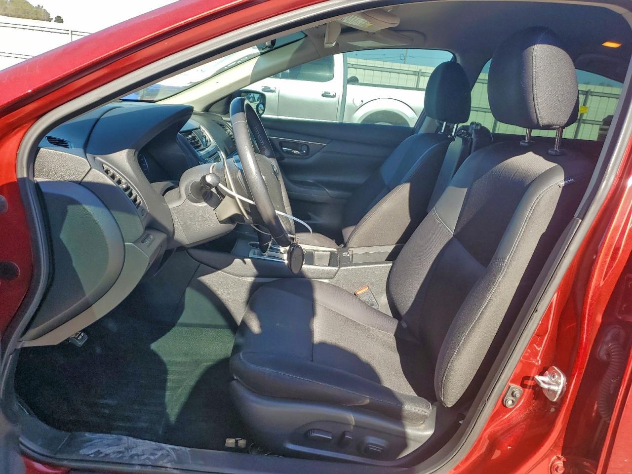 2017 Nissan Altima 2.5 - Фото 7