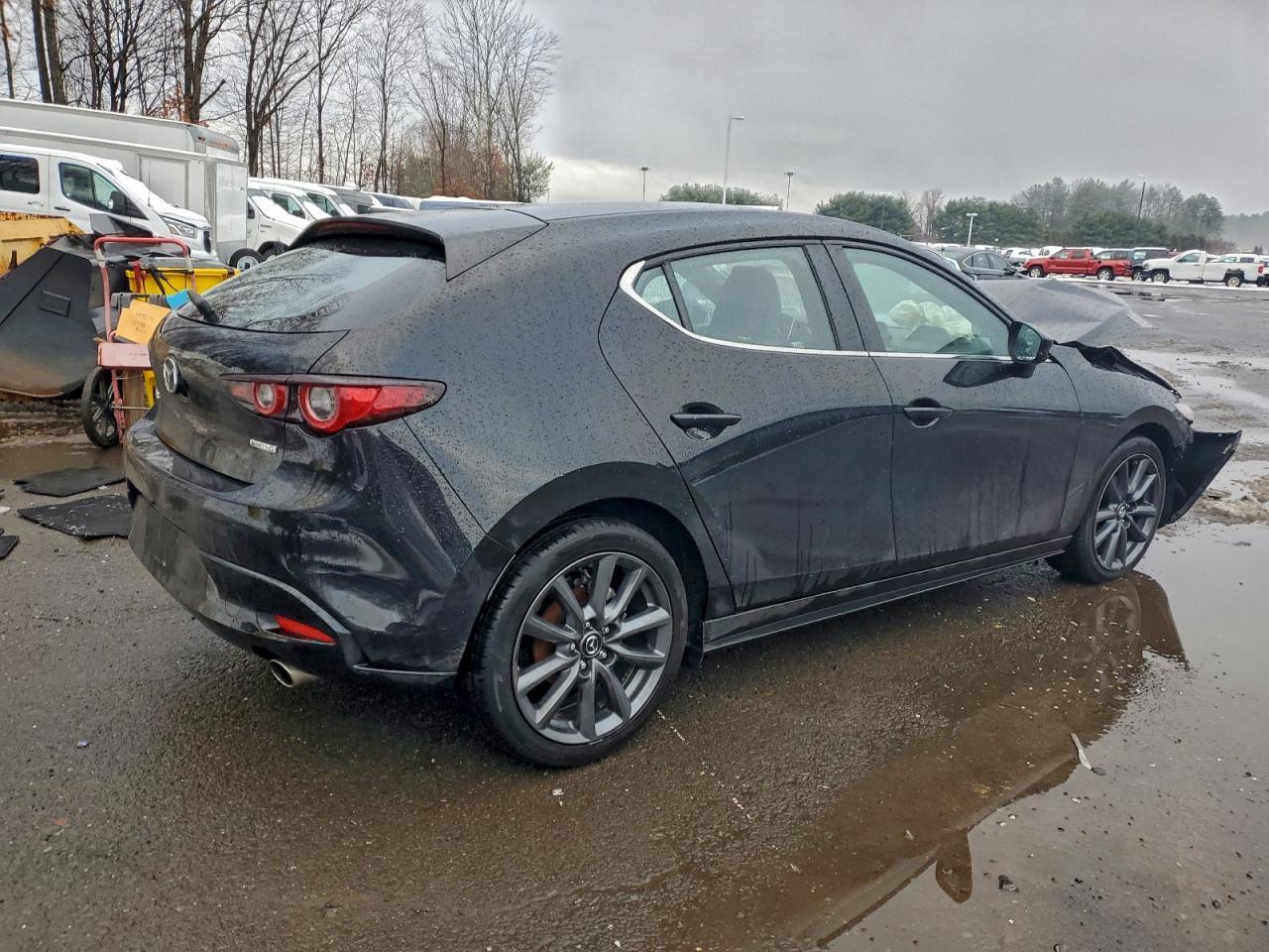 2024 Mazda 3 Preferred - Фото 3