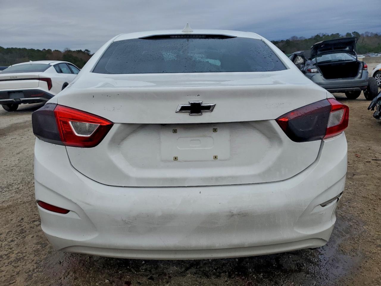 2017 Chevrolet Cruze Premier - Фото 6