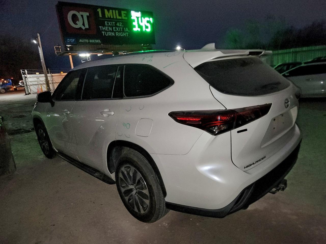 2020 Toyota Highlander Xle - Фото 2