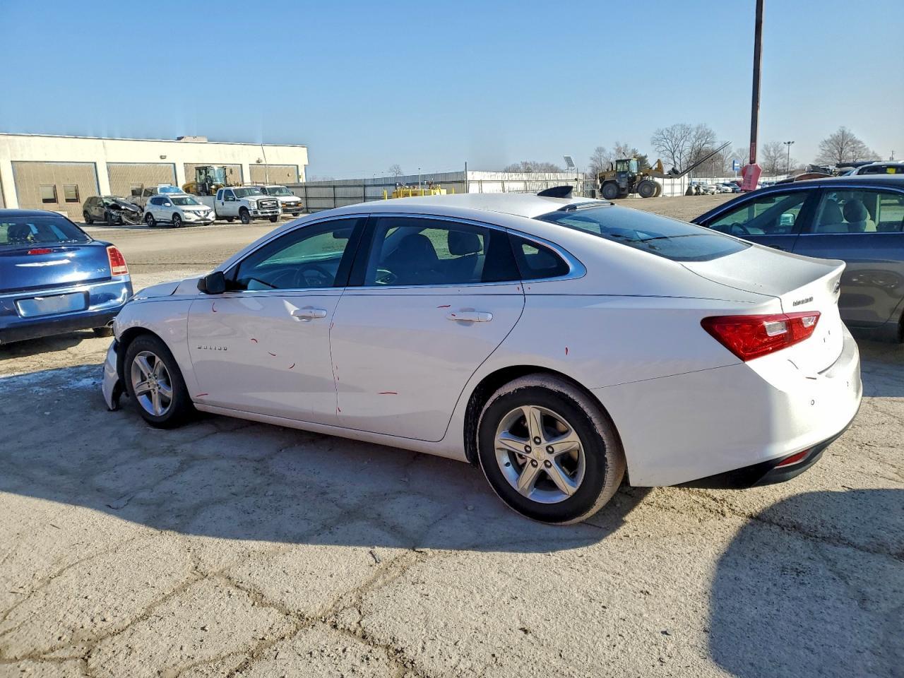 2024 Chevrolet Malibu Ls - Фото 2