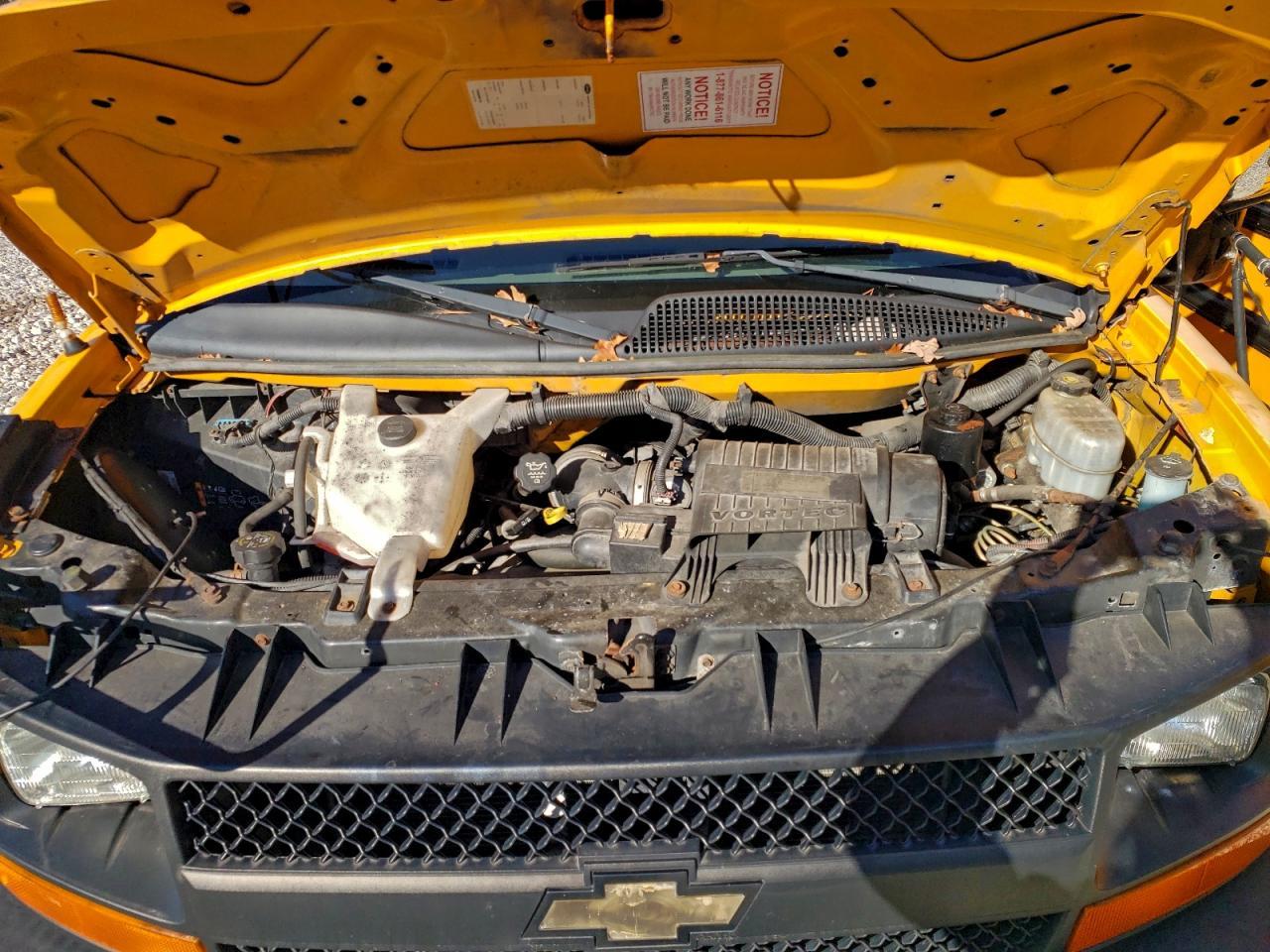 2012 Chevrolet Express School Bus - Фото 7
