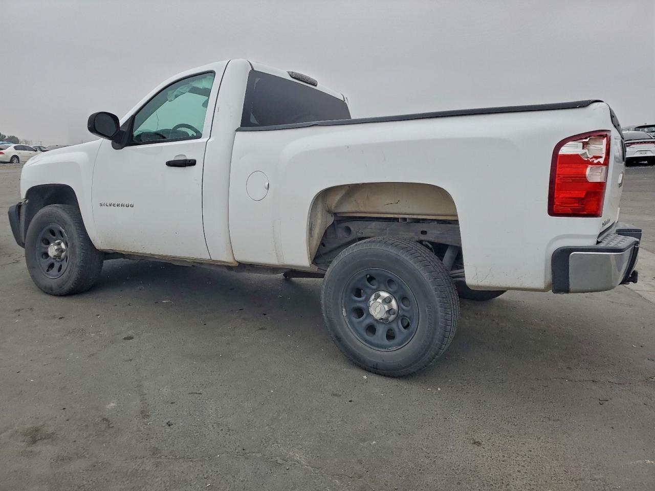 2012 Chevrolet Silverado C1500 - Фото 2
