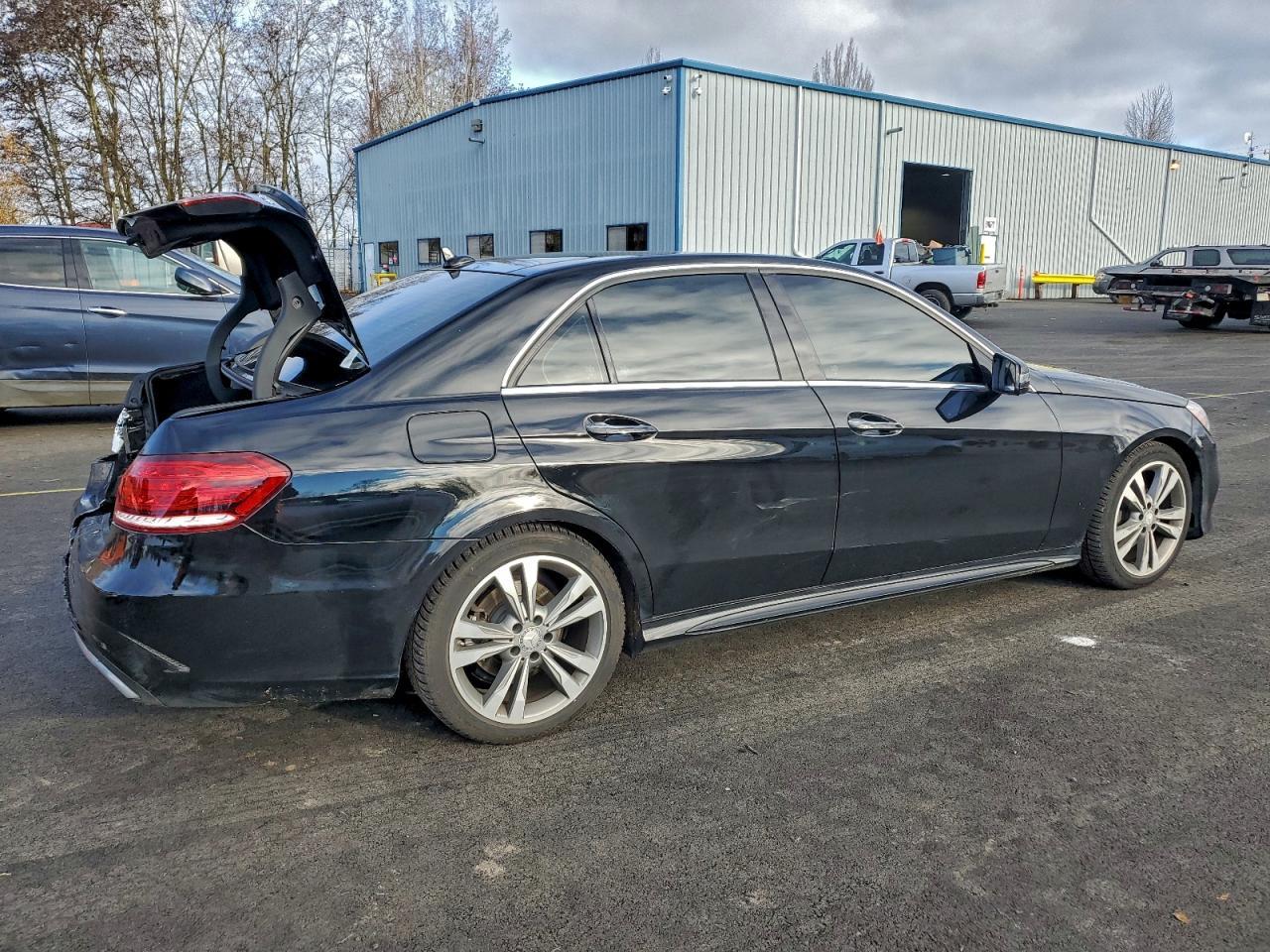 2015 Mercedes-Benz E 350 4Matic - Фото 3