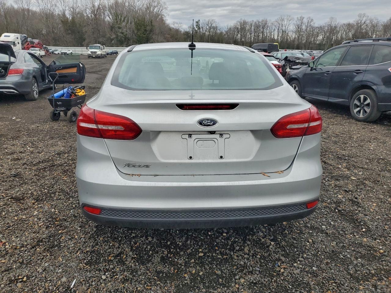 2018 Ford Focus S - Фото 6