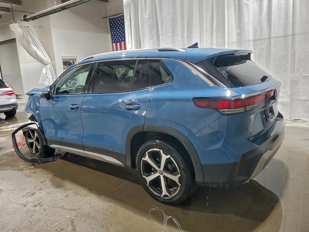 2025 Volkswagen Tiguan Se - Фото 2