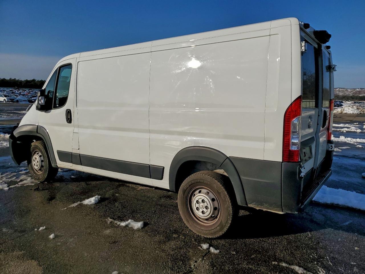 2023 Ram Promaster 2500 Delivery Van - Фото 2