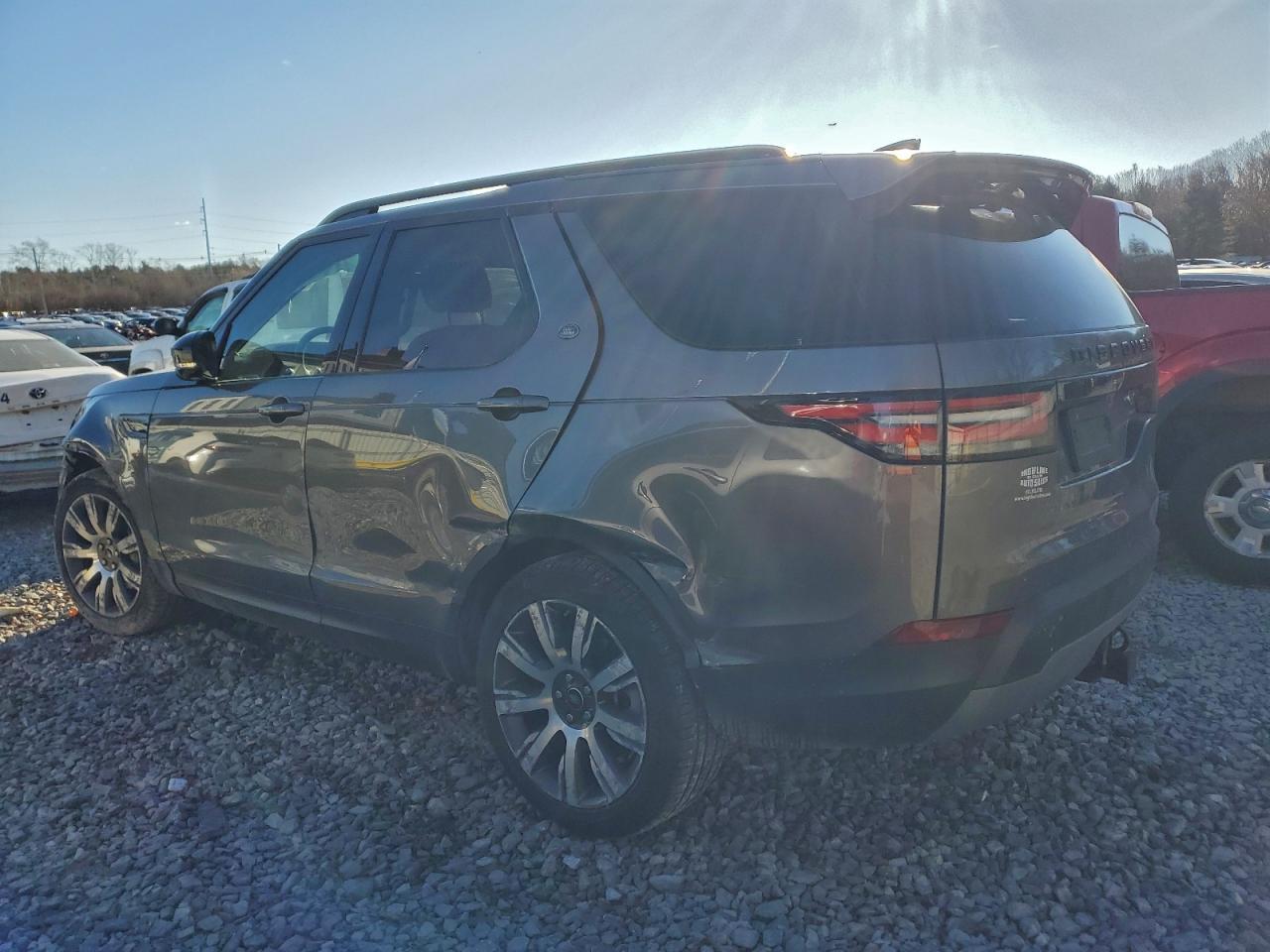 2018 Land Rover Discovery Hse - Фото 2