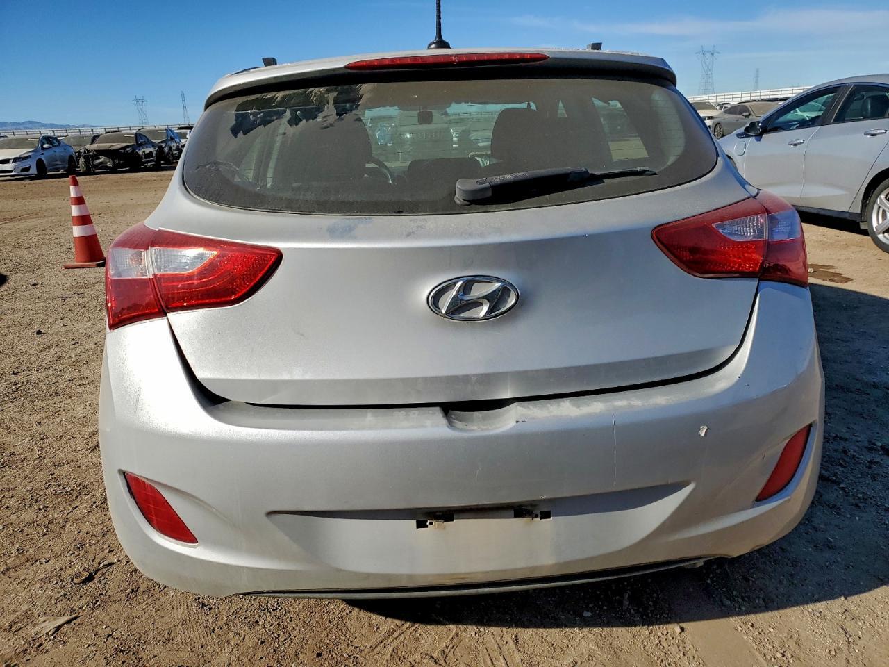 2016 Hyundai Elantra Gt - Фото 6