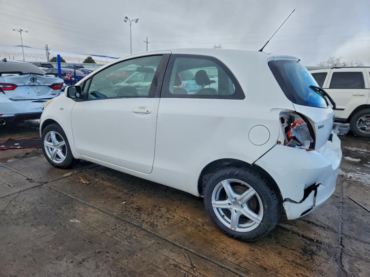 2007 Toyota Yaris Base - Фото 2