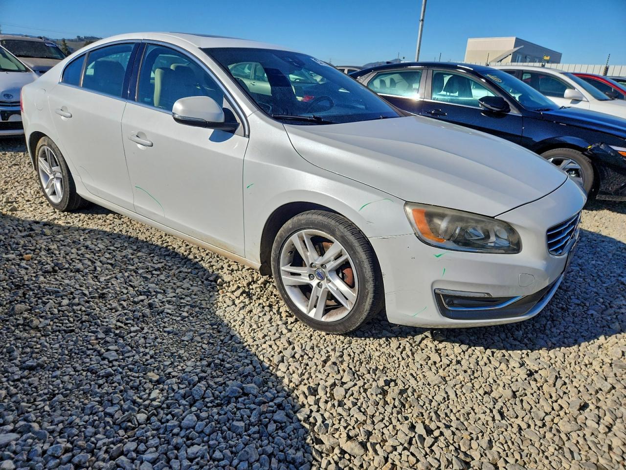 2015 Volvo S60 Premier - Image 4