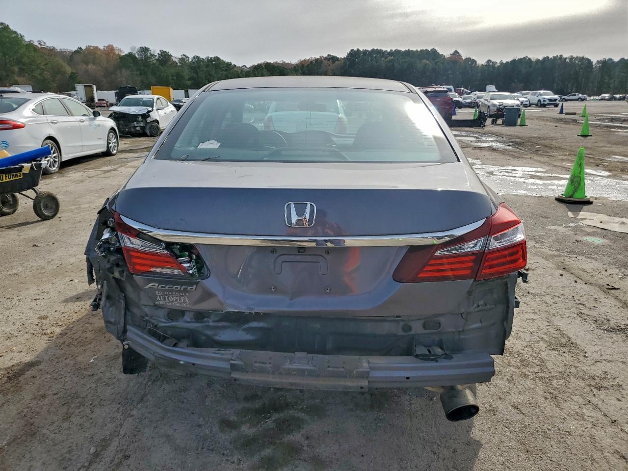 2016 Honda Accord Lx - Фото 6