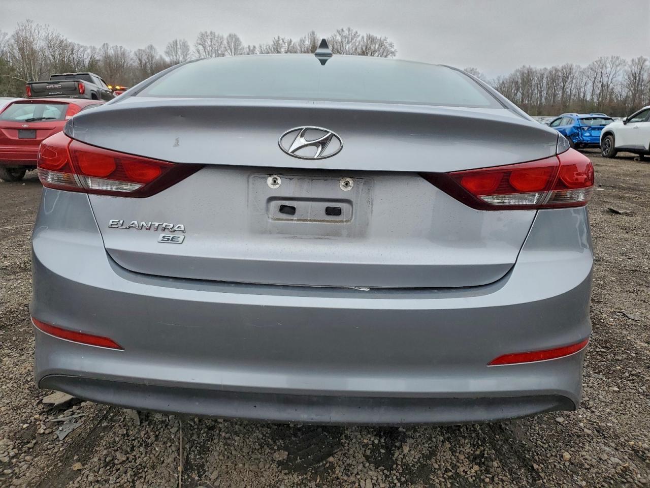 2017 Hyundai Elantra Se - Фото 6