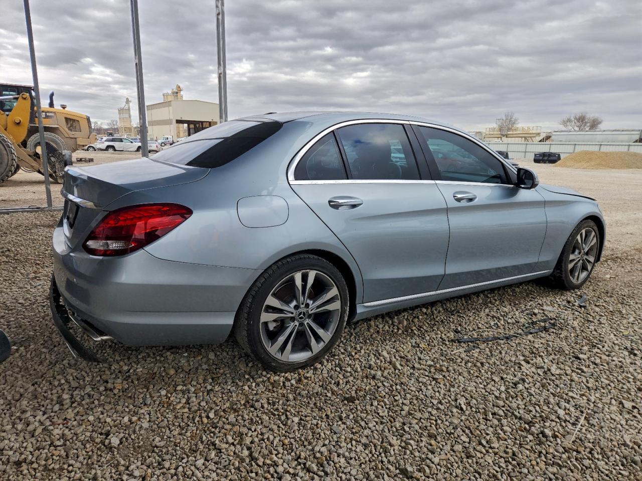 2018 Mercedes-Benz C 300 - Фото 3