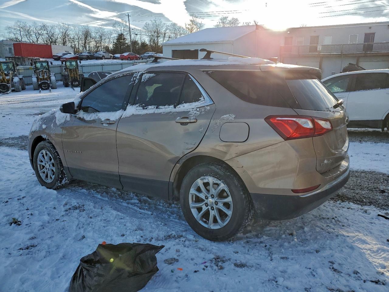 2018 Chevrolet Equinox Lt - Фото 2