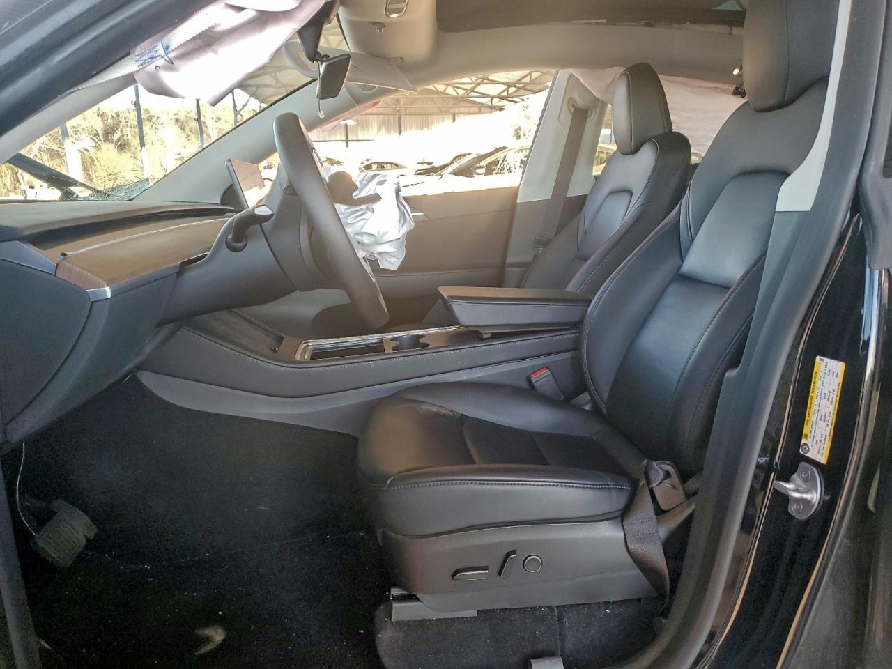 2023 Tesla Model Y - Фото 7