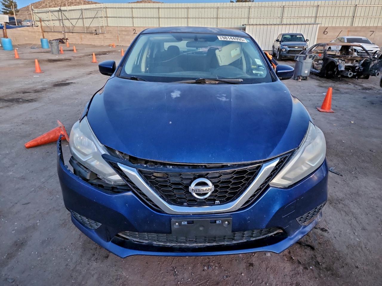 2017 Nissan Sentra S - Фото 5