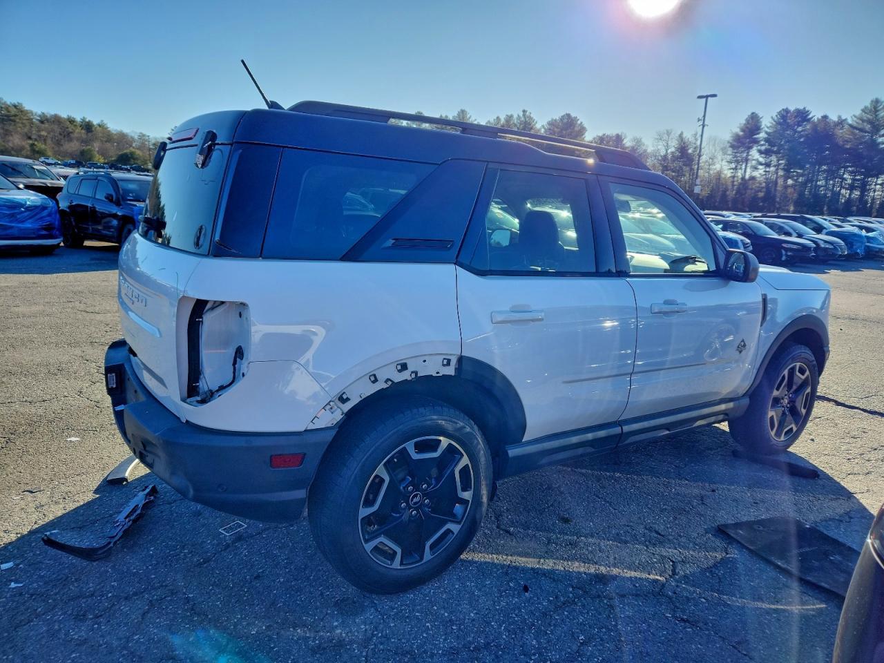 2021 Ford Bronco Sport Outer Banks - Image 3