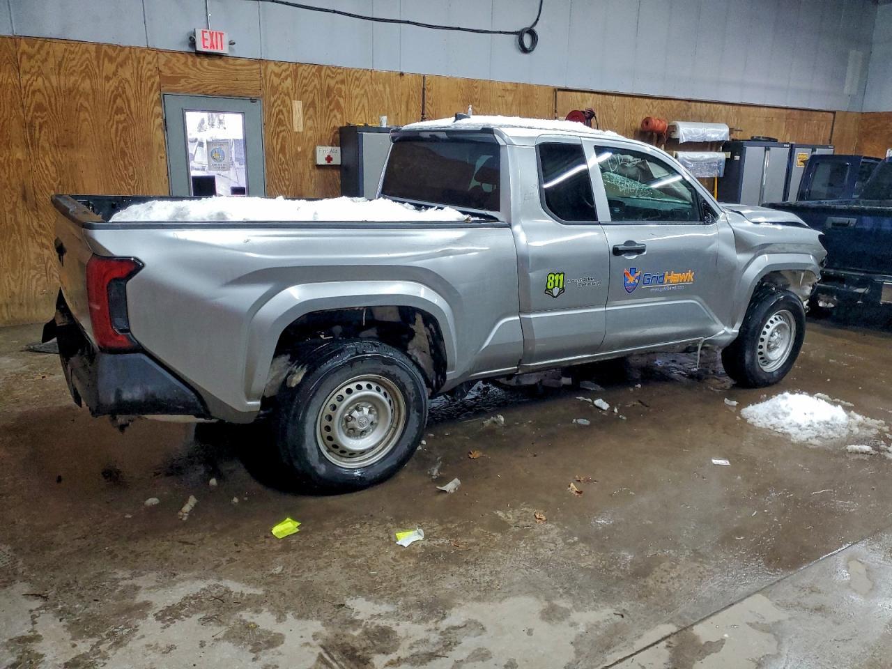 2024 Toyota Tacoma Xtracab - Image 3