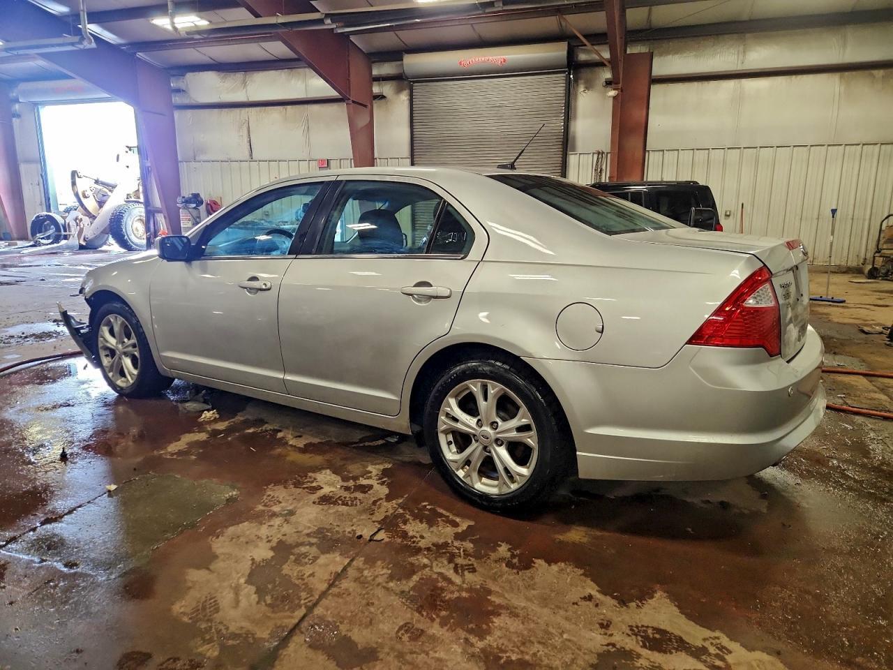 2012 Ford Fusion Se - Фото 2