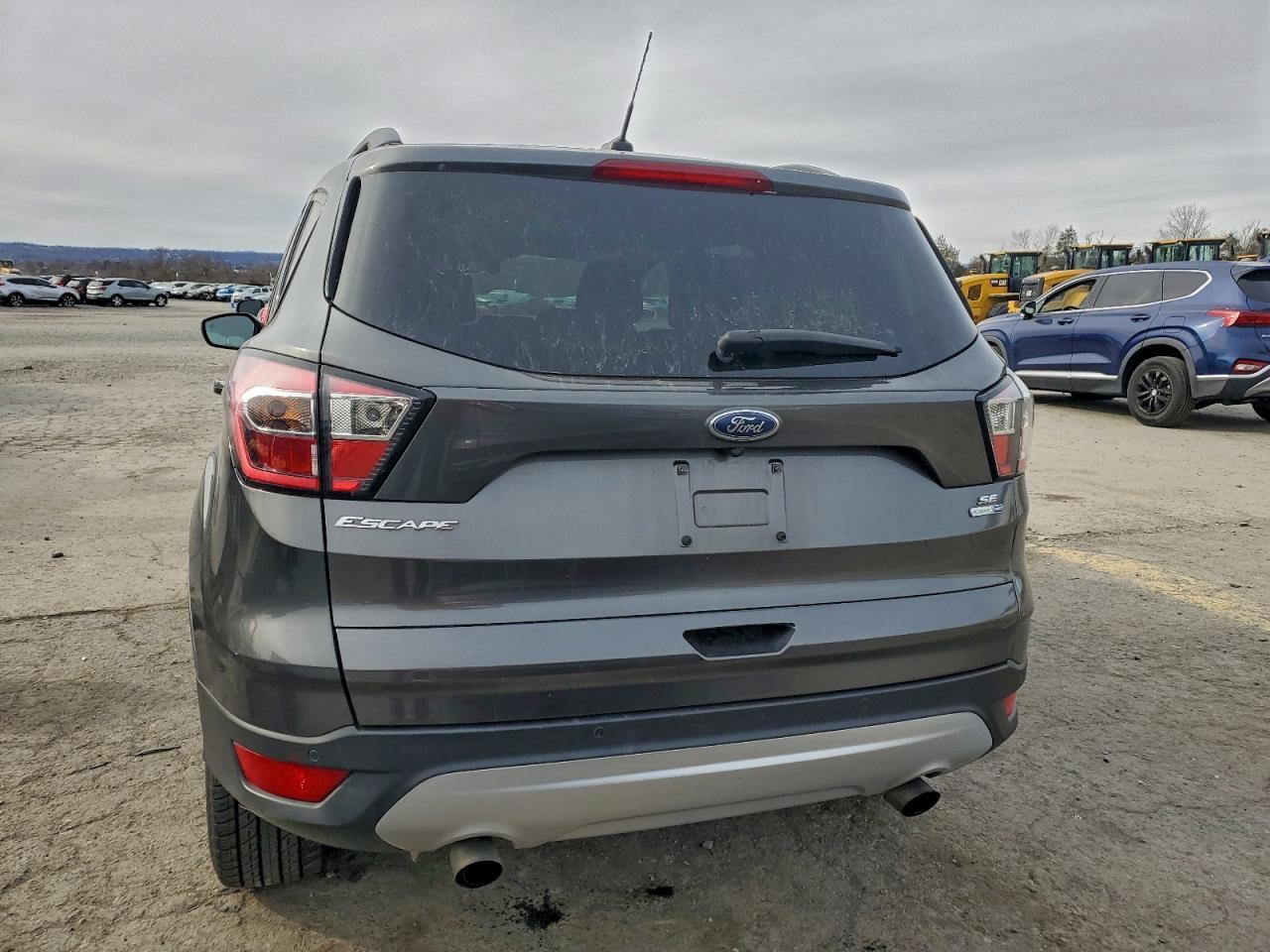 2017 Ford Escape Se - Фото 6