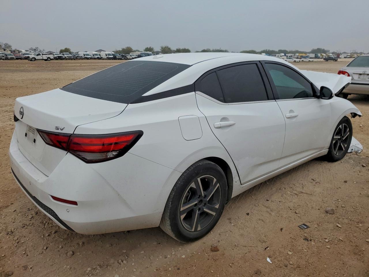 2024 Nissan Sentra Sv - Image 3