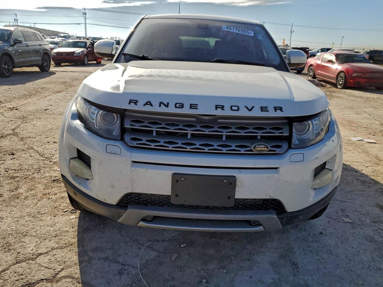 2013 Land Rover Range Rover Evoque Pure Premium - Image 5