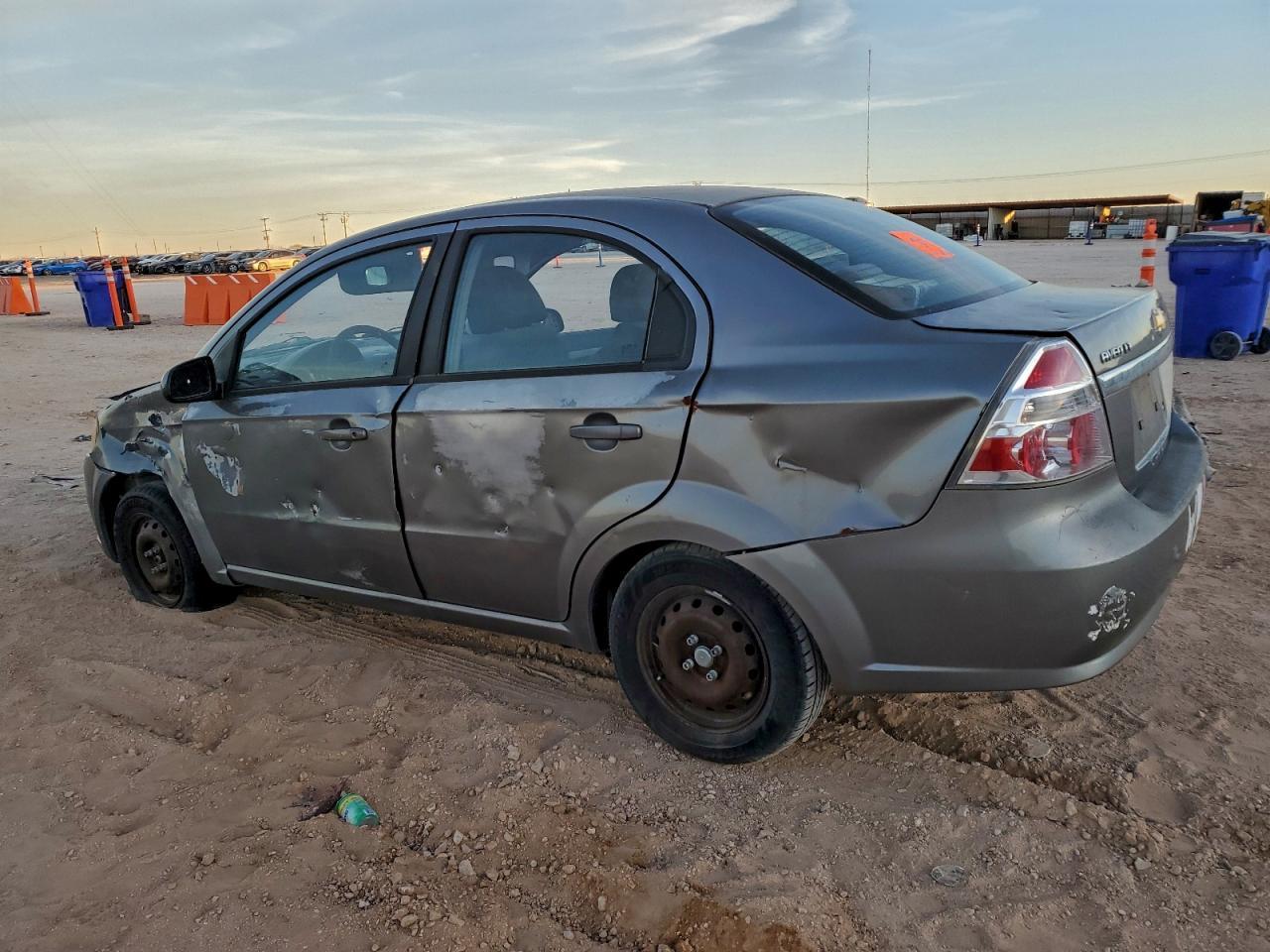 2009 Chevrolet Aveo Ls - Image 2