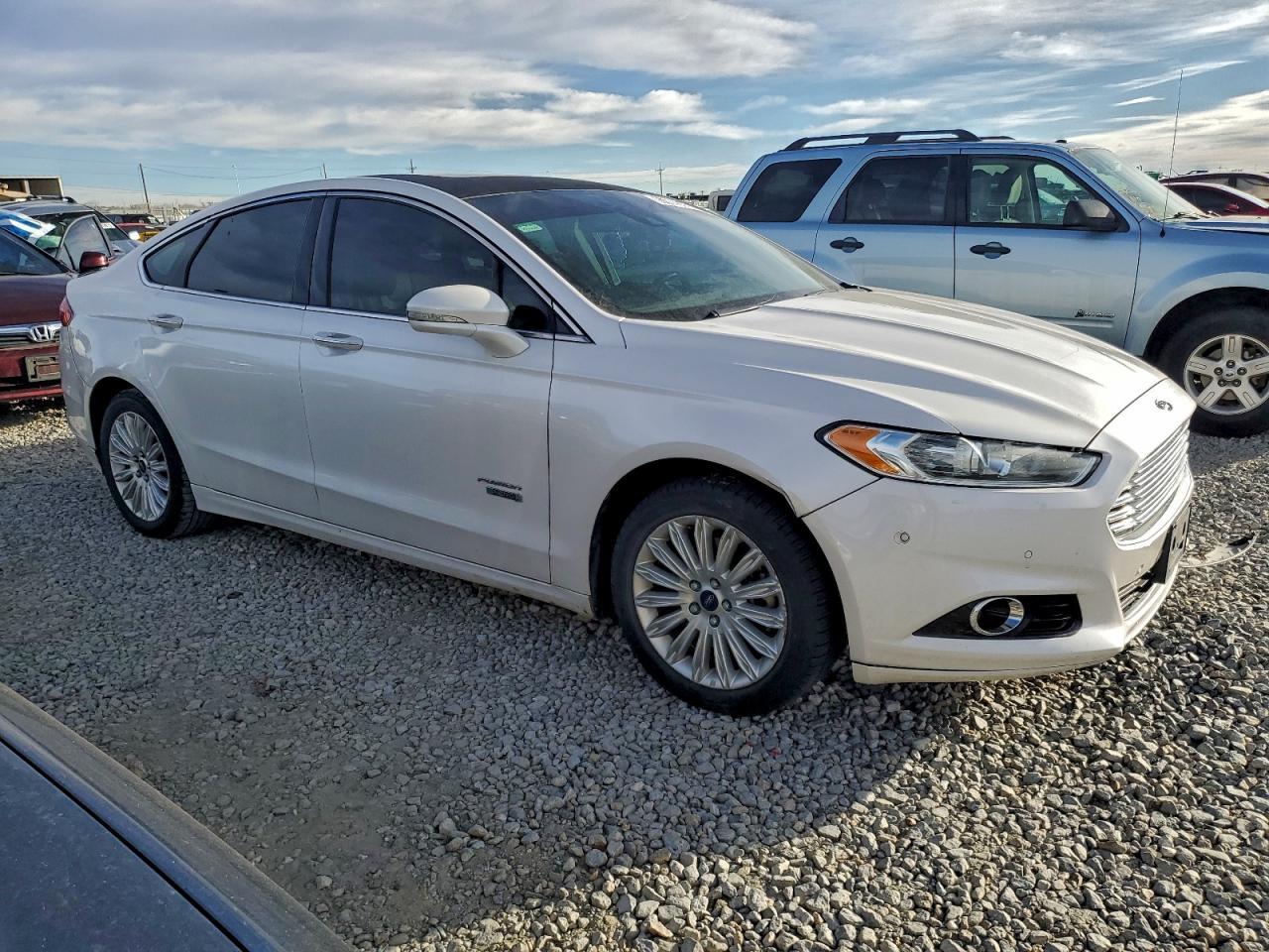 2013 Ford Fusion Titanium Phev - Image 4